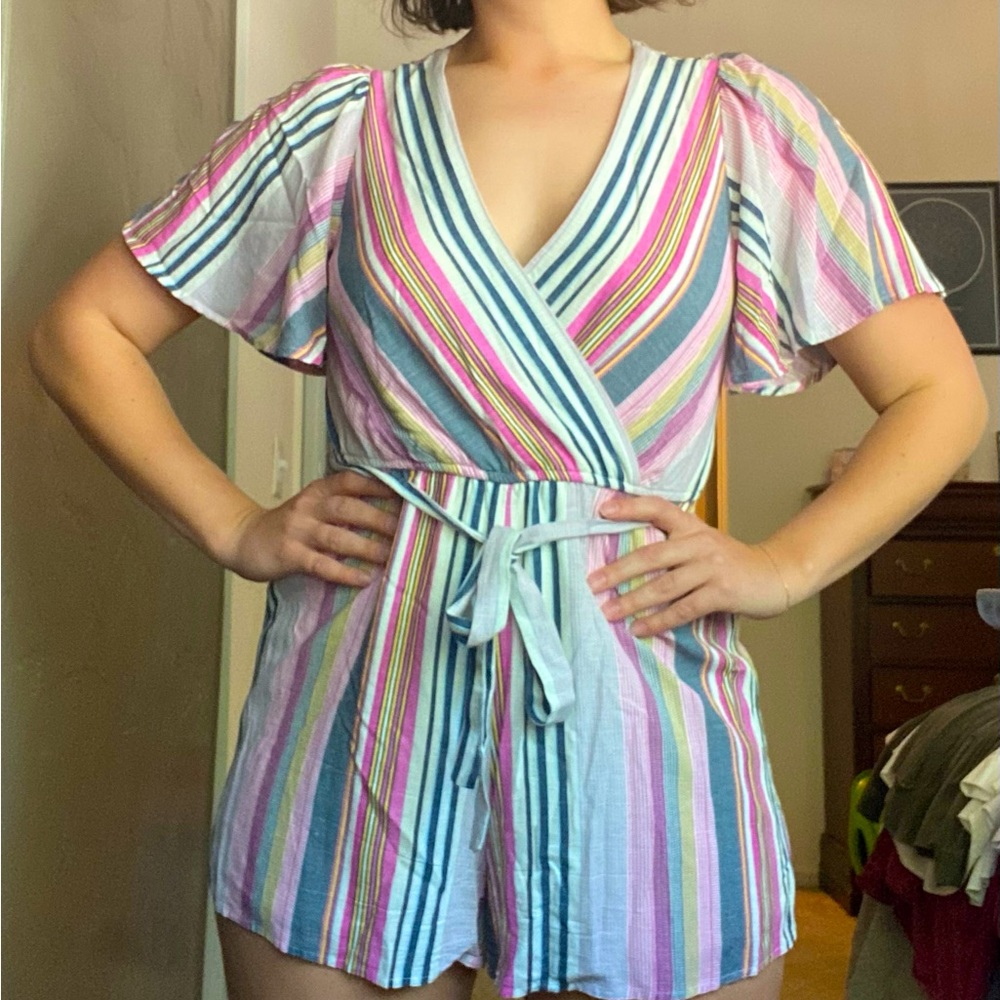 Pink striped rhomper